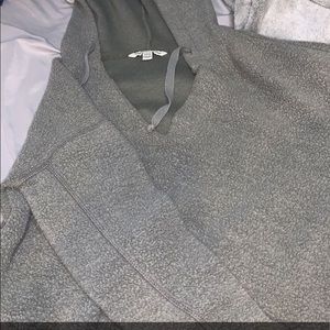 American Eagle cropped hoodie
